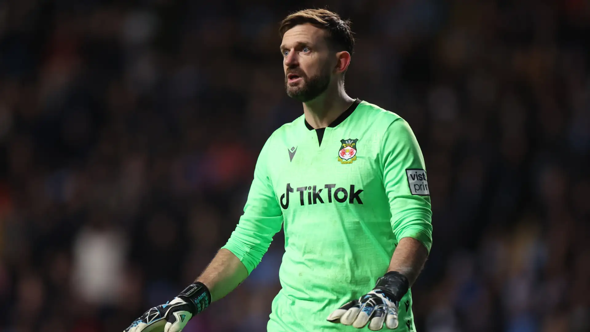Salford Adds Ex-Wrexham Keeper Howard to Squad
