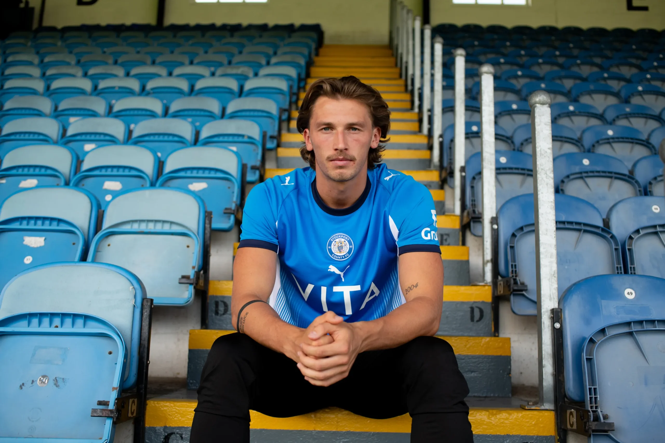 Brad Hills Joins Stockport From Norwich City