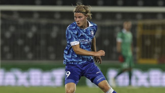 Andri Gudjohnsen Resmi Gabung Blackburn Rovers