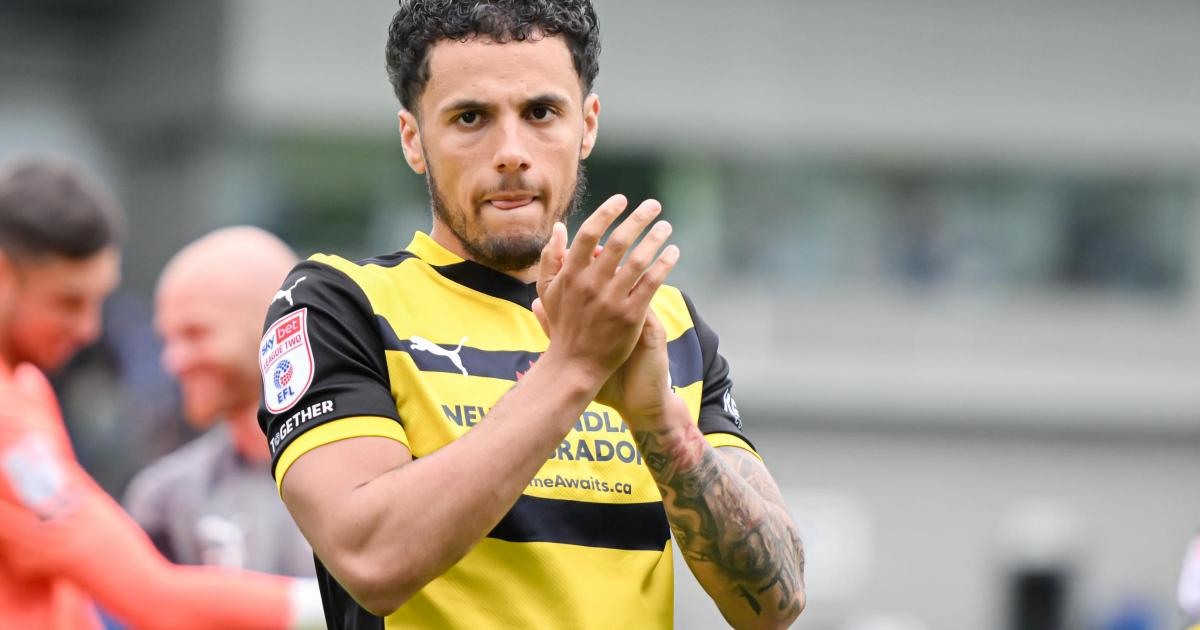 Rochdale Signs Tyler Smith from Bradford