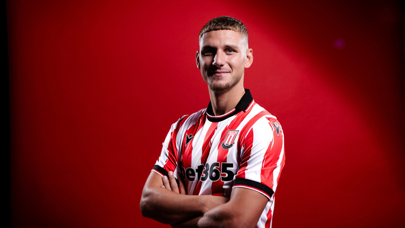 Donley joins U’s from Spurs on loan with option